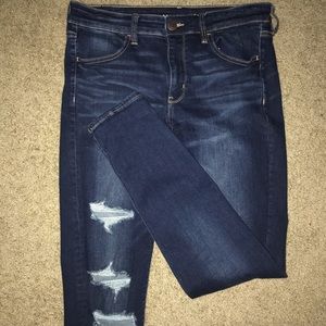 High waisted ripped American Eagle jeans
